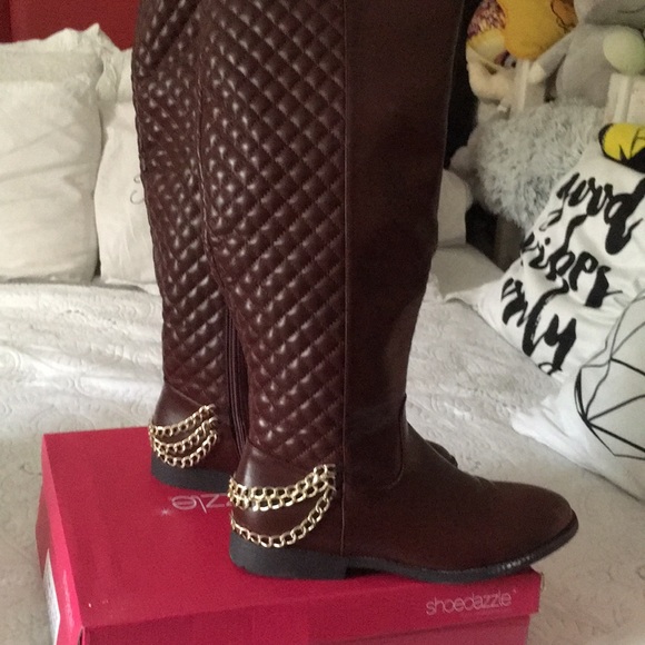 Color vino - Picture 1 of 3